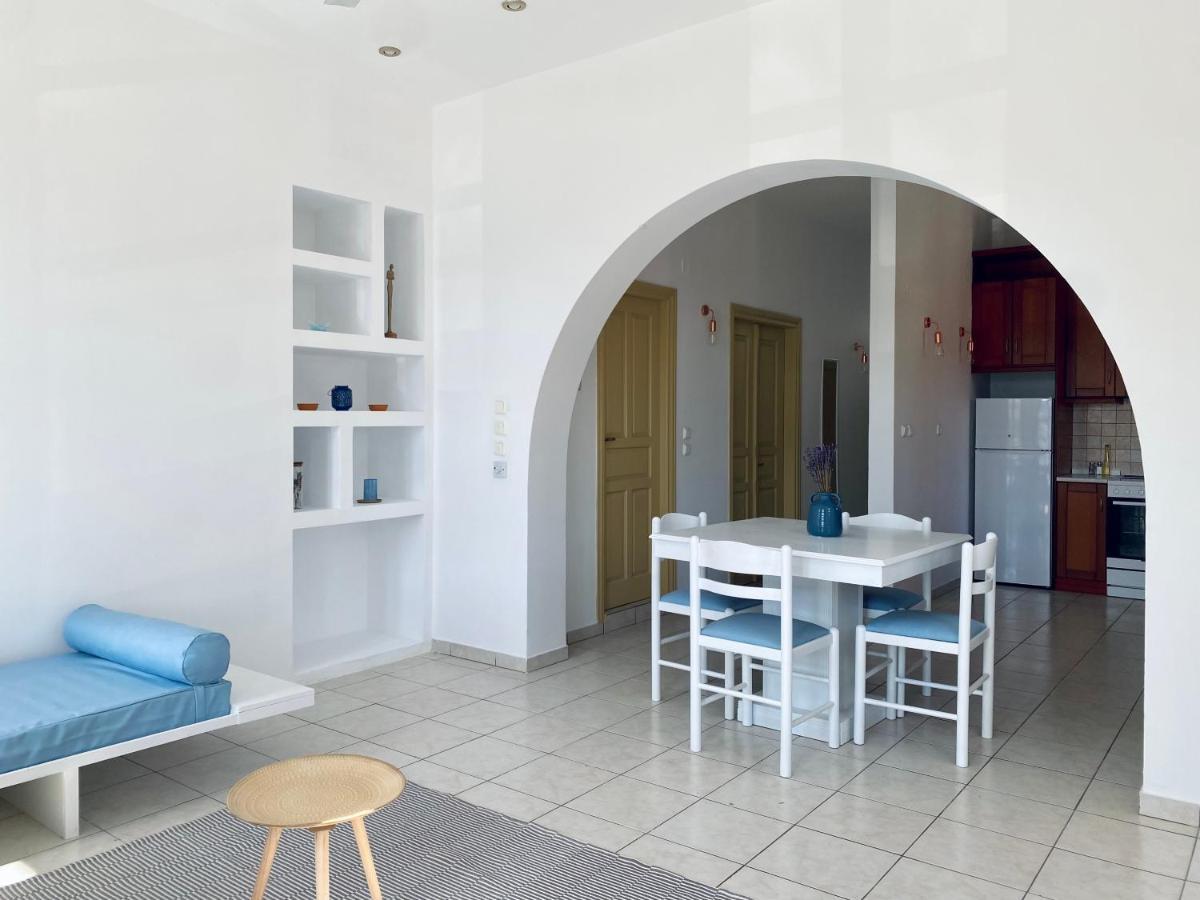 To Petrino Apartment Meyísti Екстериор снимка